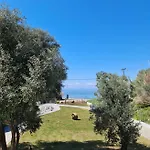 Bay Villa