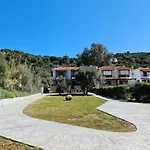 Villa Bay *